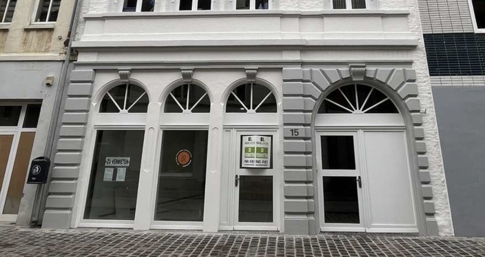 Reale Fassade des vorgesehenen ersten Standorts am Steinweg 15 in Stolberg